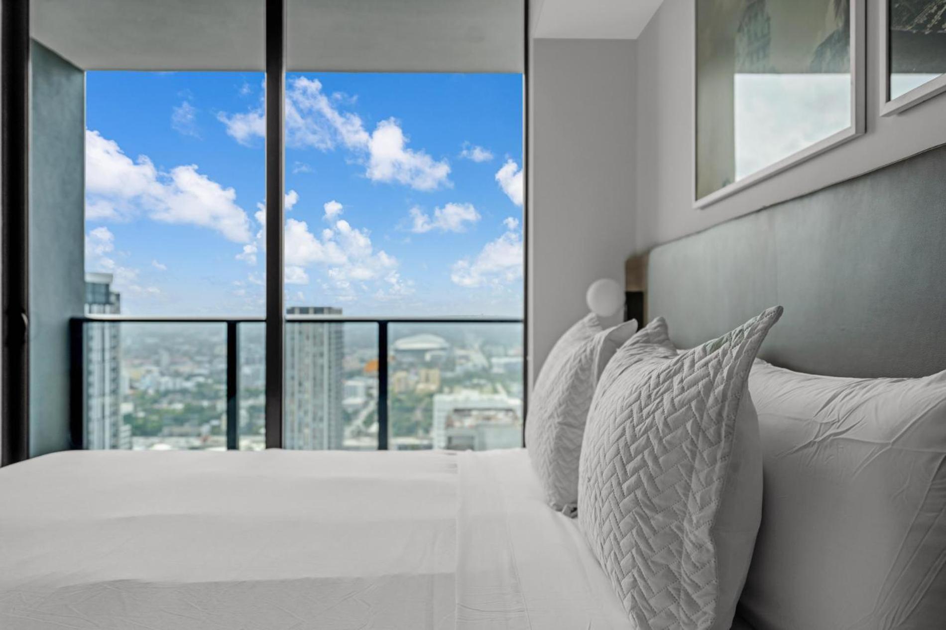 Modern 1Br Apartment With Breathtaking Views Heart Of Downtown Miami Kültér fotó