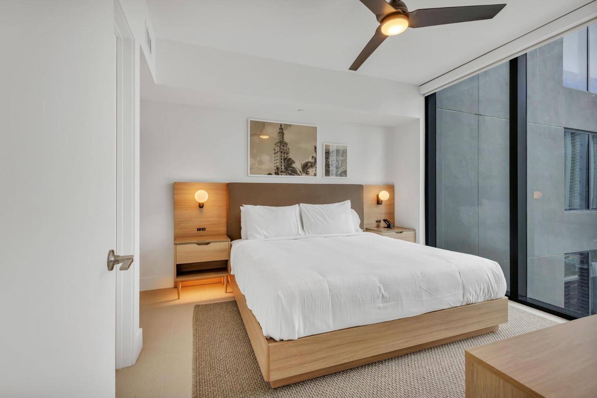Modern 1Br Apartment With Breathtaking Views Heart Of Downtown Miami Kültér fotó